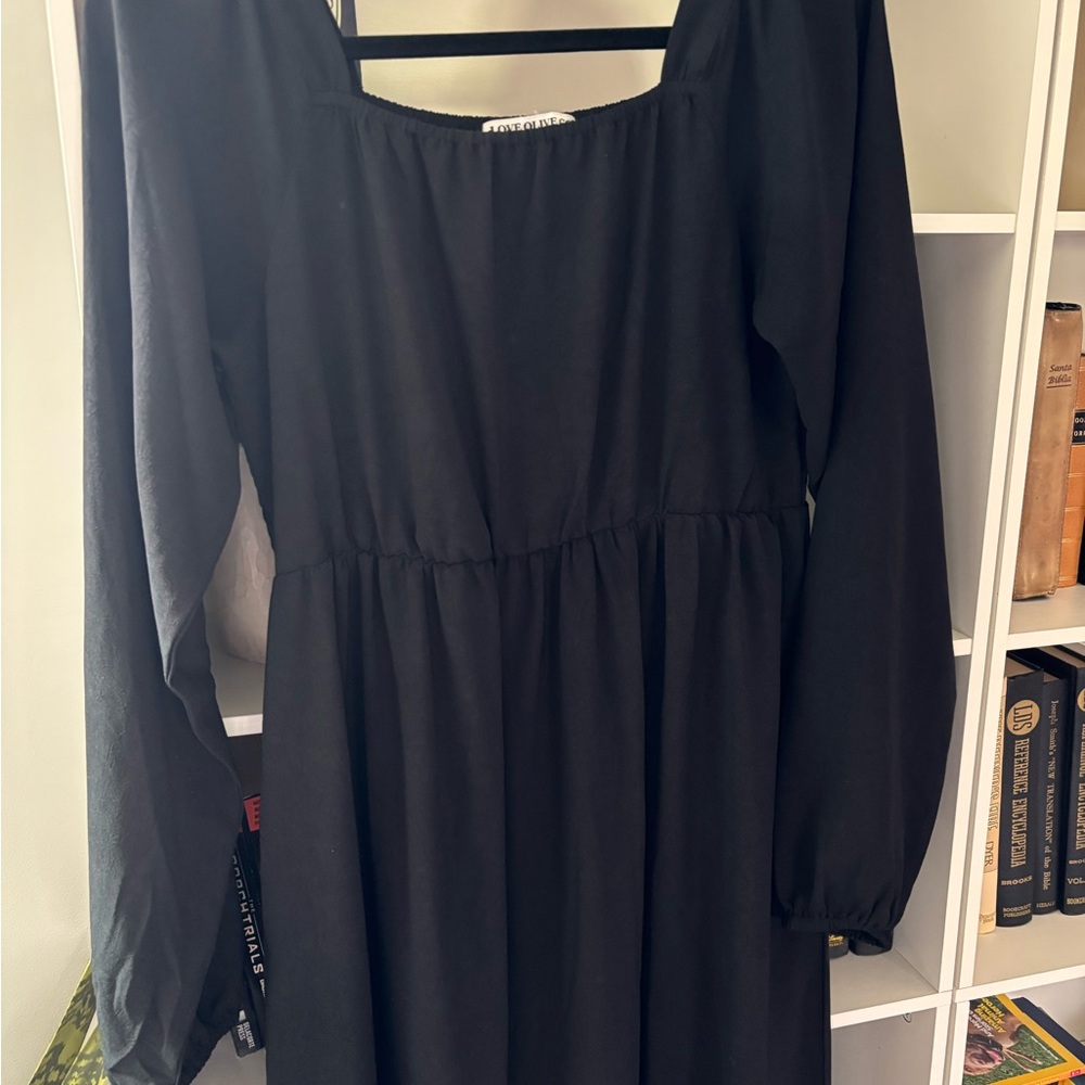 Elegant Black Long Sleeve Dress